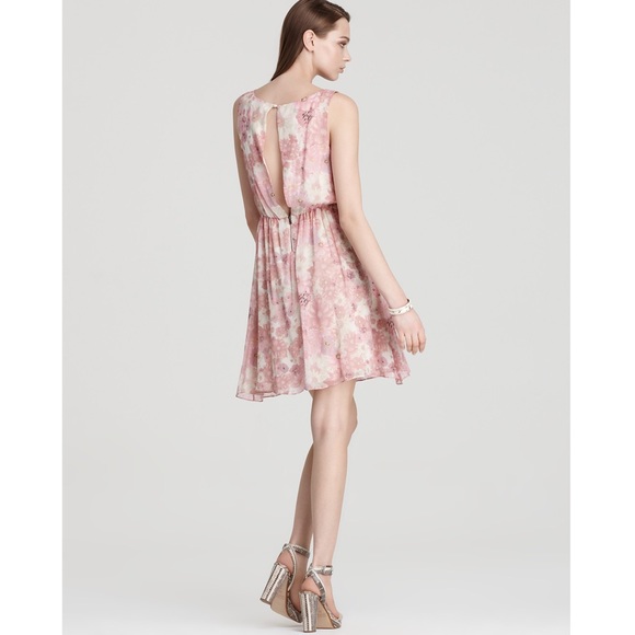 Alice + Olivia Lou silk floral blouson dress - Picture 3 of 9